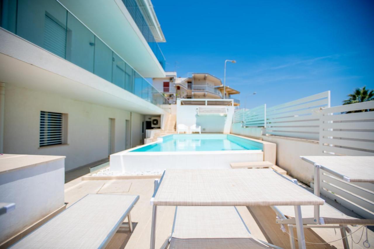Delposto Marina Di Ragusa Prl Exterior photo