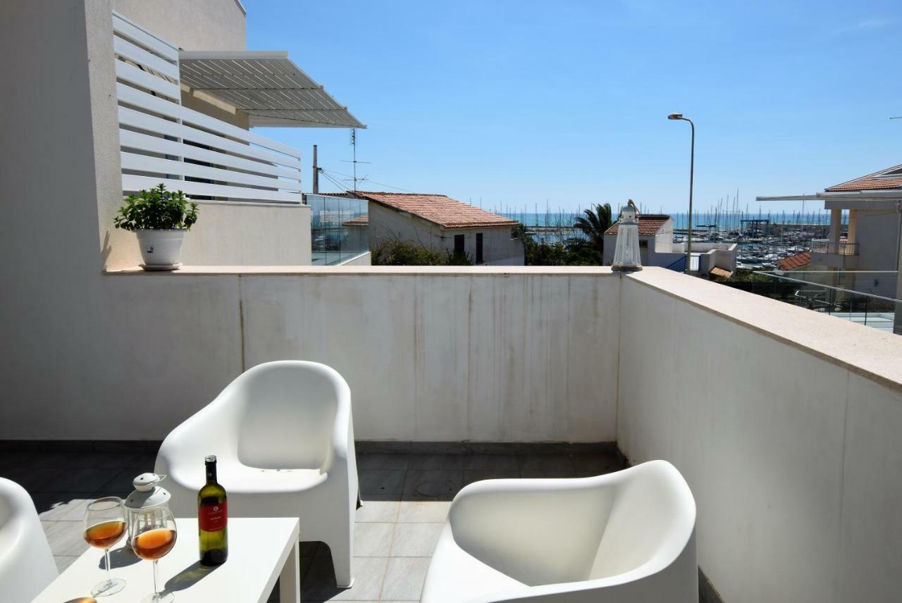 Delposto Marina Di Ragusa Prl Exterior photo